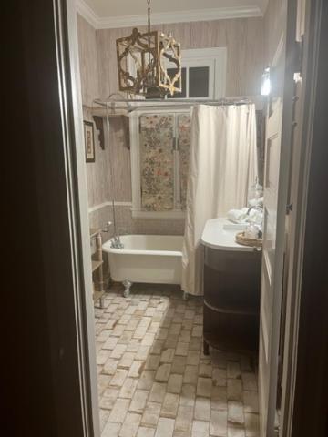 Jenny'S Downtown Hideaway Bed And Breakfast Laurel Buitenkant foto